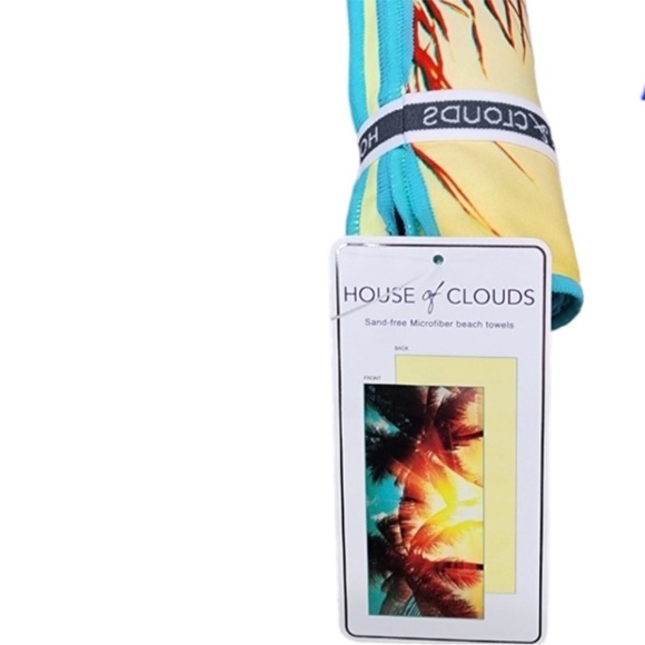 NWT House of Clouds Beach Towel Sand Free Microfiber Palm Trees - Picture 2 of 5